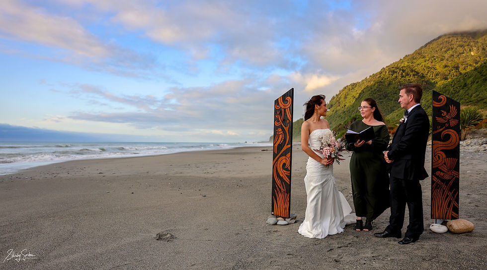 Gen Chan is the celebrant, and she works closely with couples to make sure the ceremony is just right for them. This was an intimate ceremony, just how they wanted it.