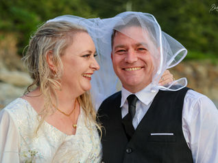 Beach Elopement with the Family