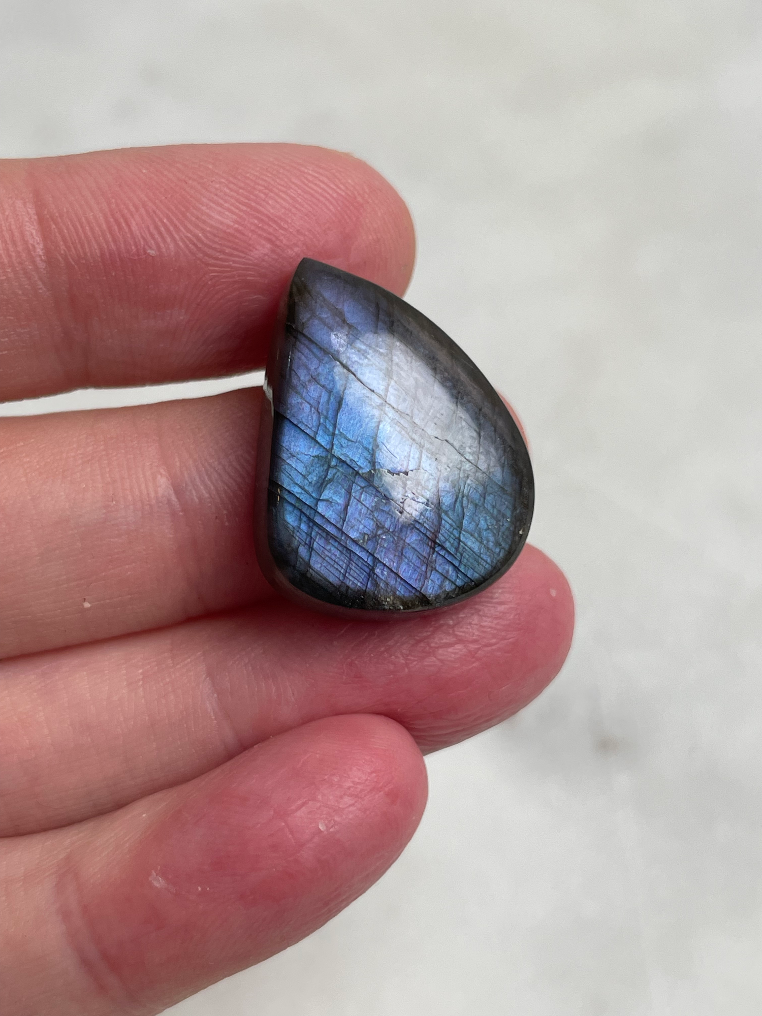 Labradorite (peacock flash)