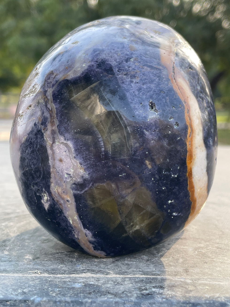 Thumbnail: Tiffany Stone Skull 