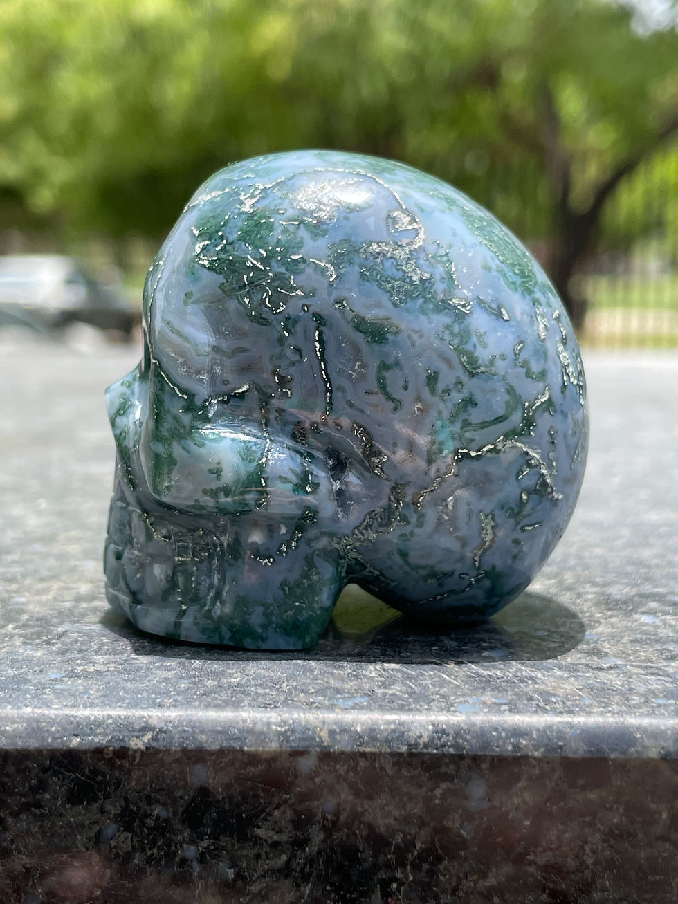 Miniatură: Moss Agate Skull 
