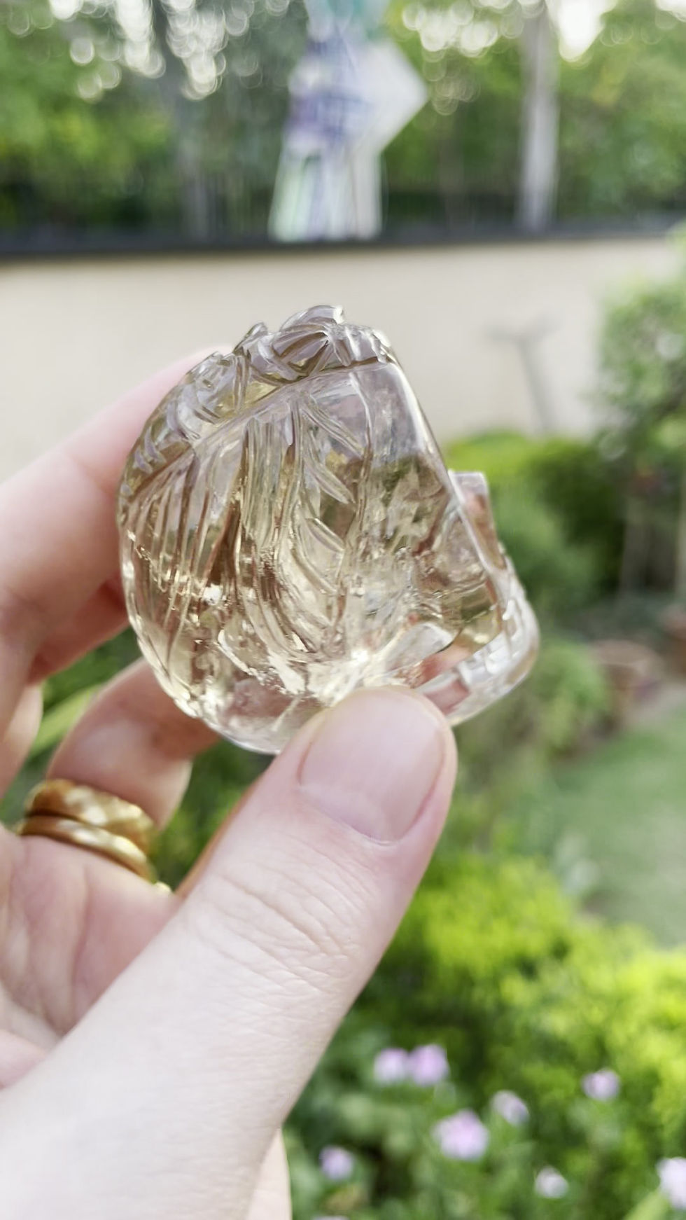 Miniatura: Smokey Citrine Himalayan Quartz Skull With Butterfly