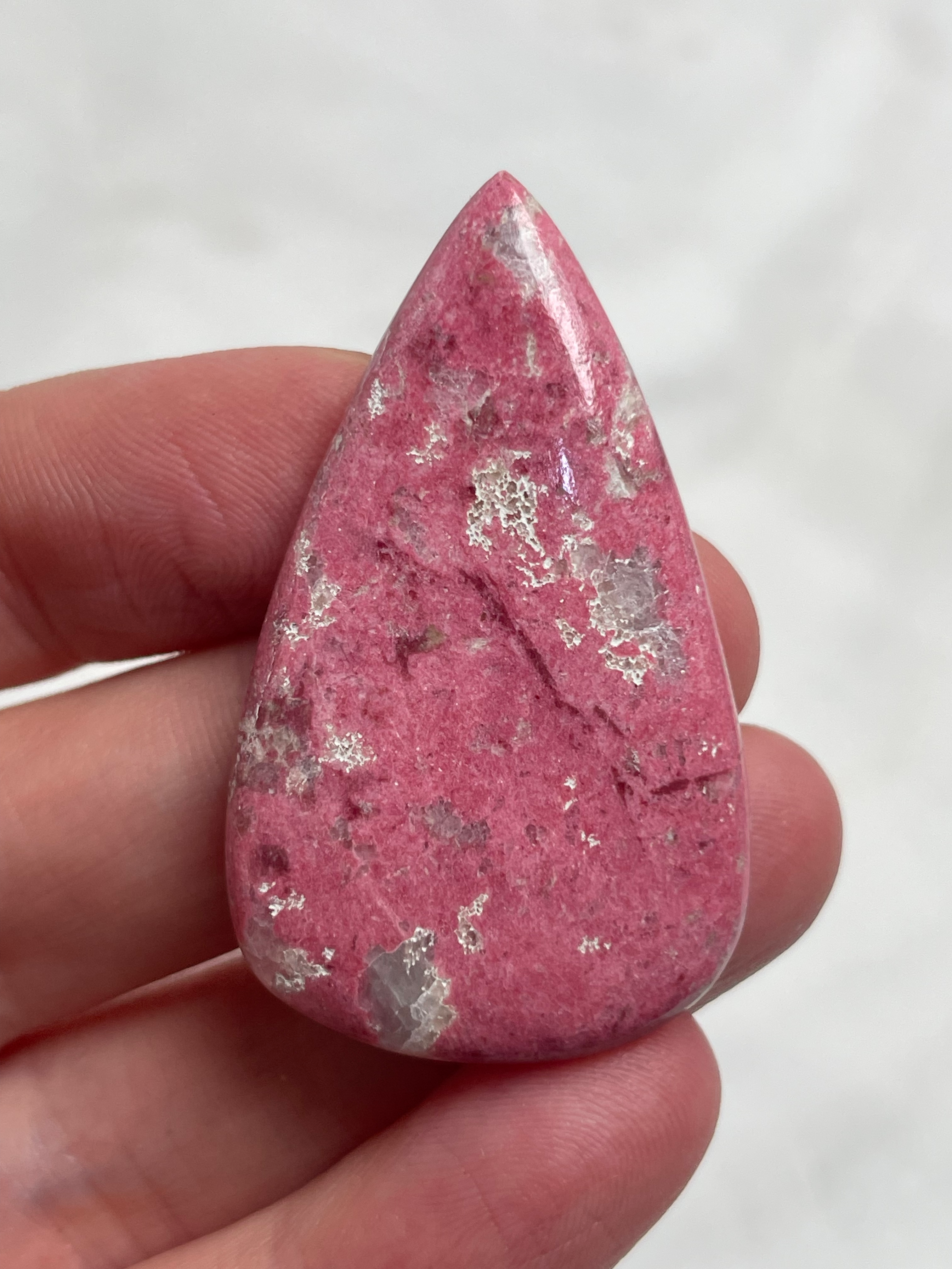 Thulite 