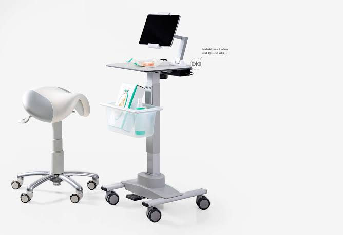 MULTIMA WS mobiler Ultraschallwagen für Point-of-Care-Ultraschall (POCUS)