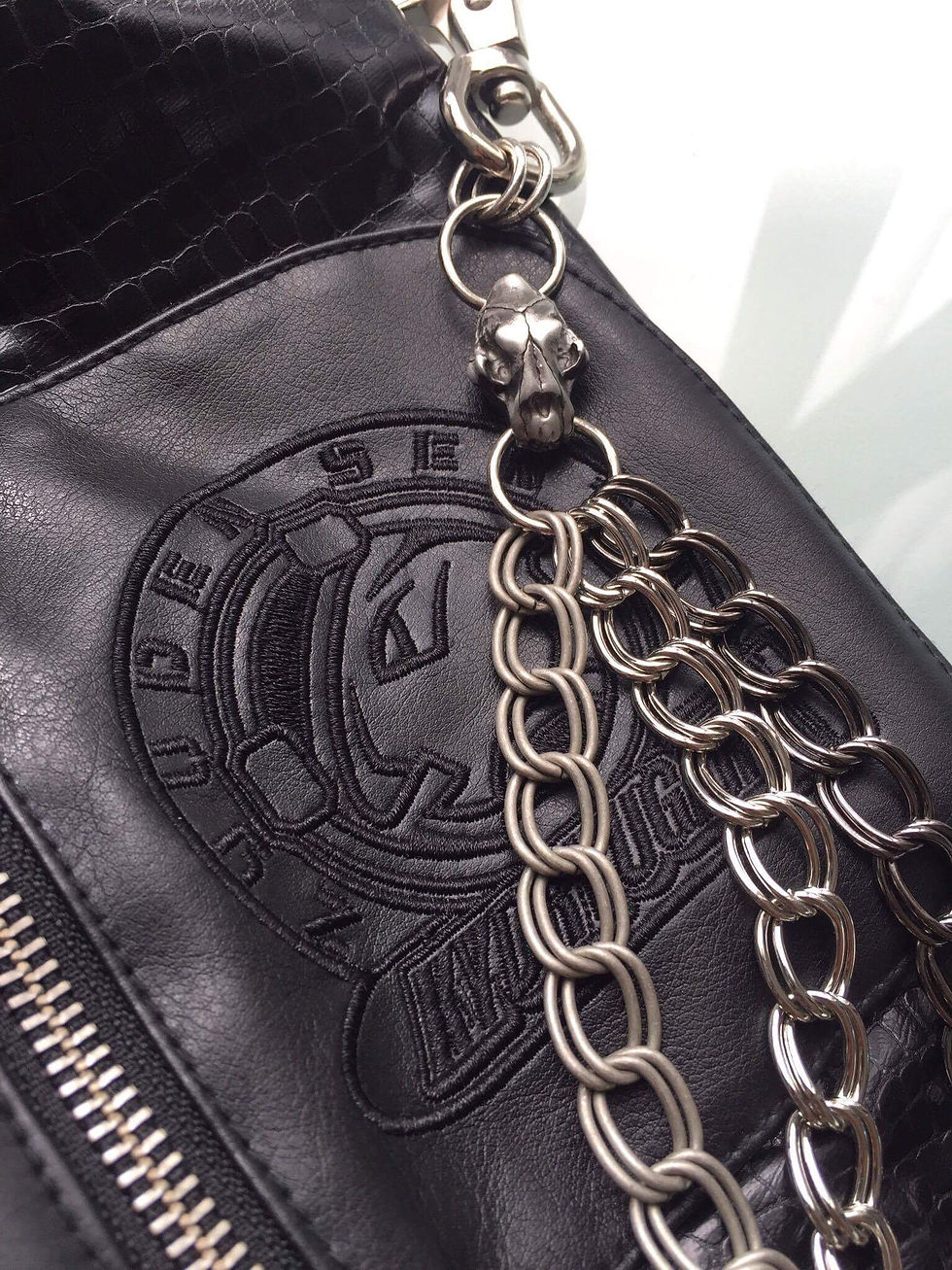 Thumbnail: Kyoryuger Black Chain