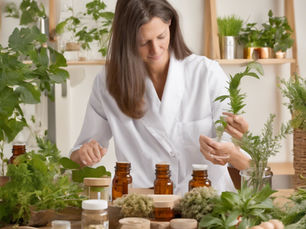 Les bienfaits des huiles essentielles pour la beauté naturelle
