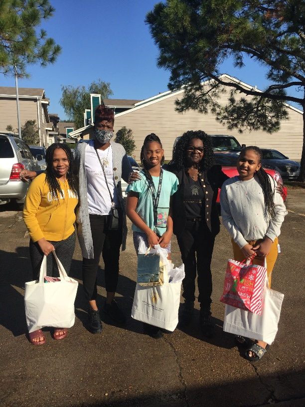 Christmas Bag Giveaway