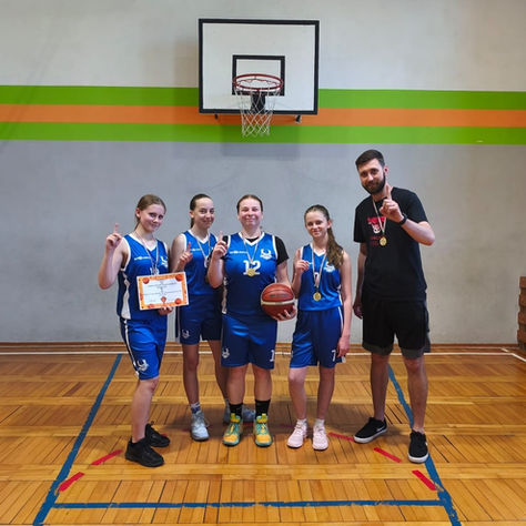 Turniej trójek koszykarskich dziewcząt