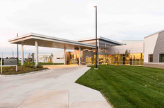 20160807_Farnsworth_WellnessCenter_Exteriors-40.jpeg