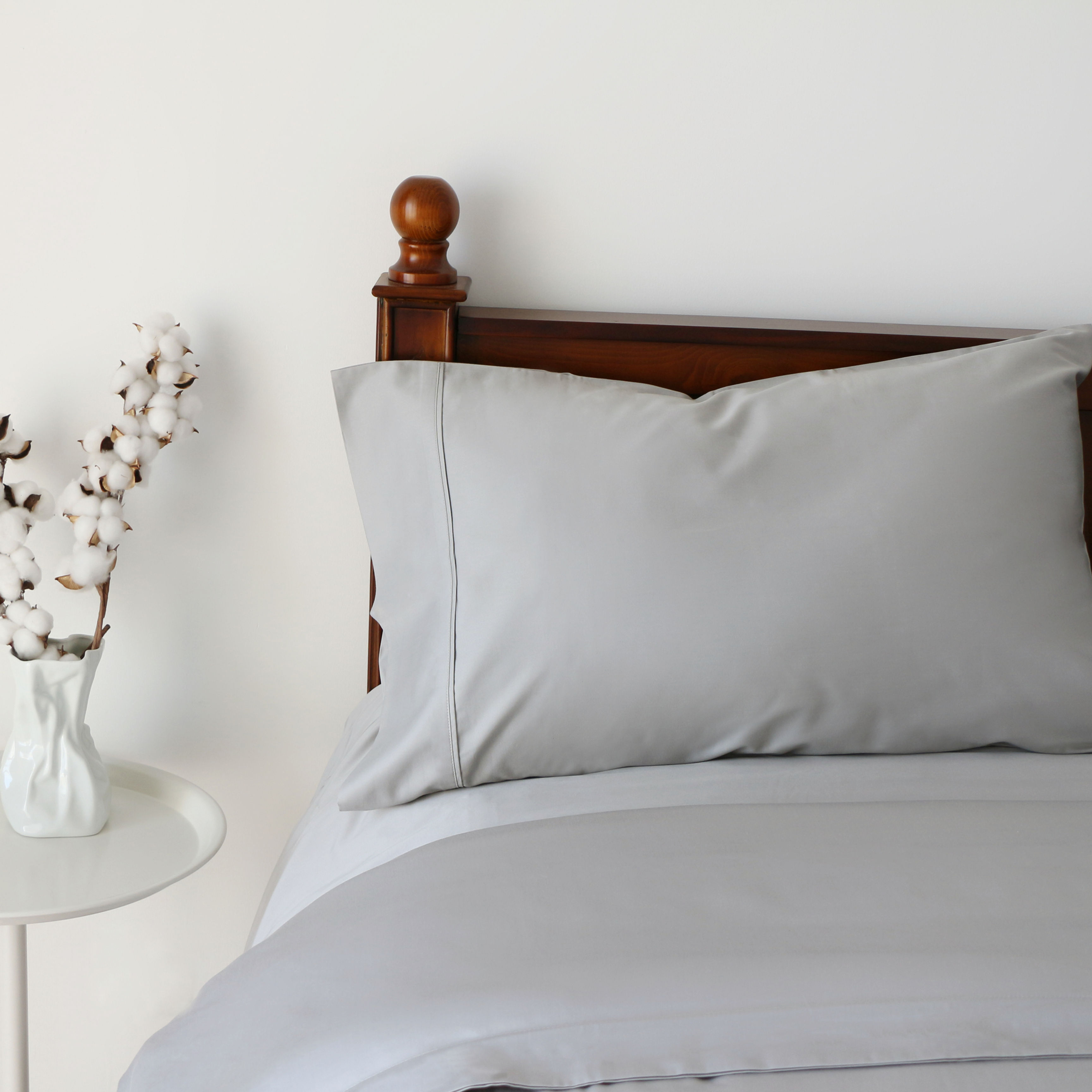 100% Cotton Sheet Set in a luxurious Dove Grey color