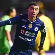 Noche de infarto en la capital: La Máquina de Joel Huiqui llegó a ponerse 4-1 pero terminó pidiendo la hora ante una feroz reacción azulcrema.