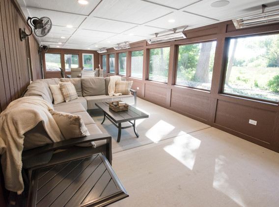 Wheaton - Enclosed Deck