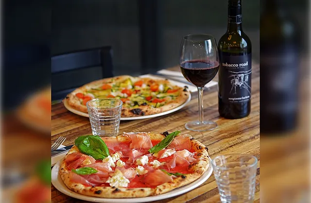 pix Bastoni Pizza bastoni pizzeria myrtleford