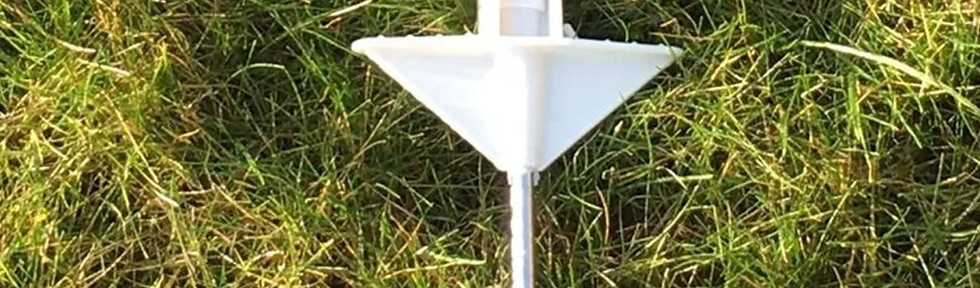 electric fence post.JPG
