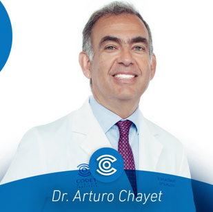 Conoce al Dr. Arturo Chayet, oftalmólogo experto y pionero en uso de tecnología LASIK