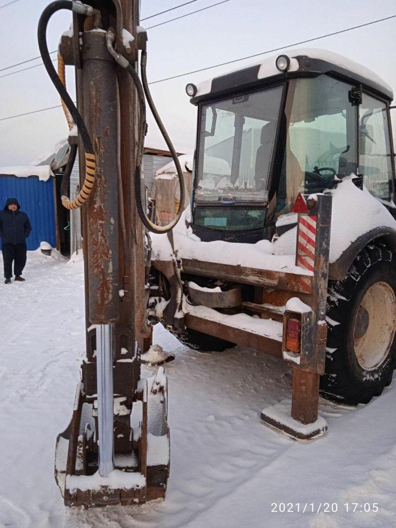 Миниатюра: экскаватор-погрузчик Terex