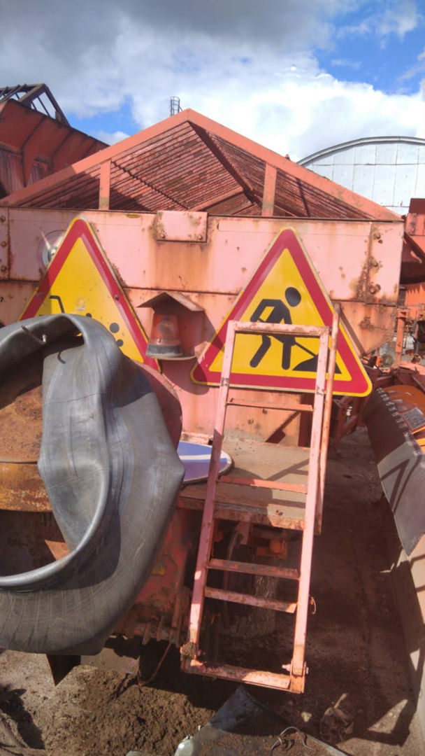 Миниатюра: Камаз-53605