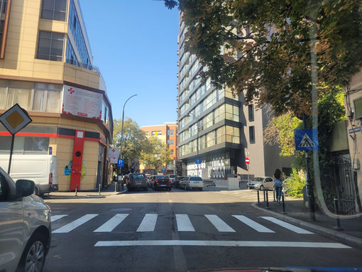 Prima trecere de pietoni înființată în cartier