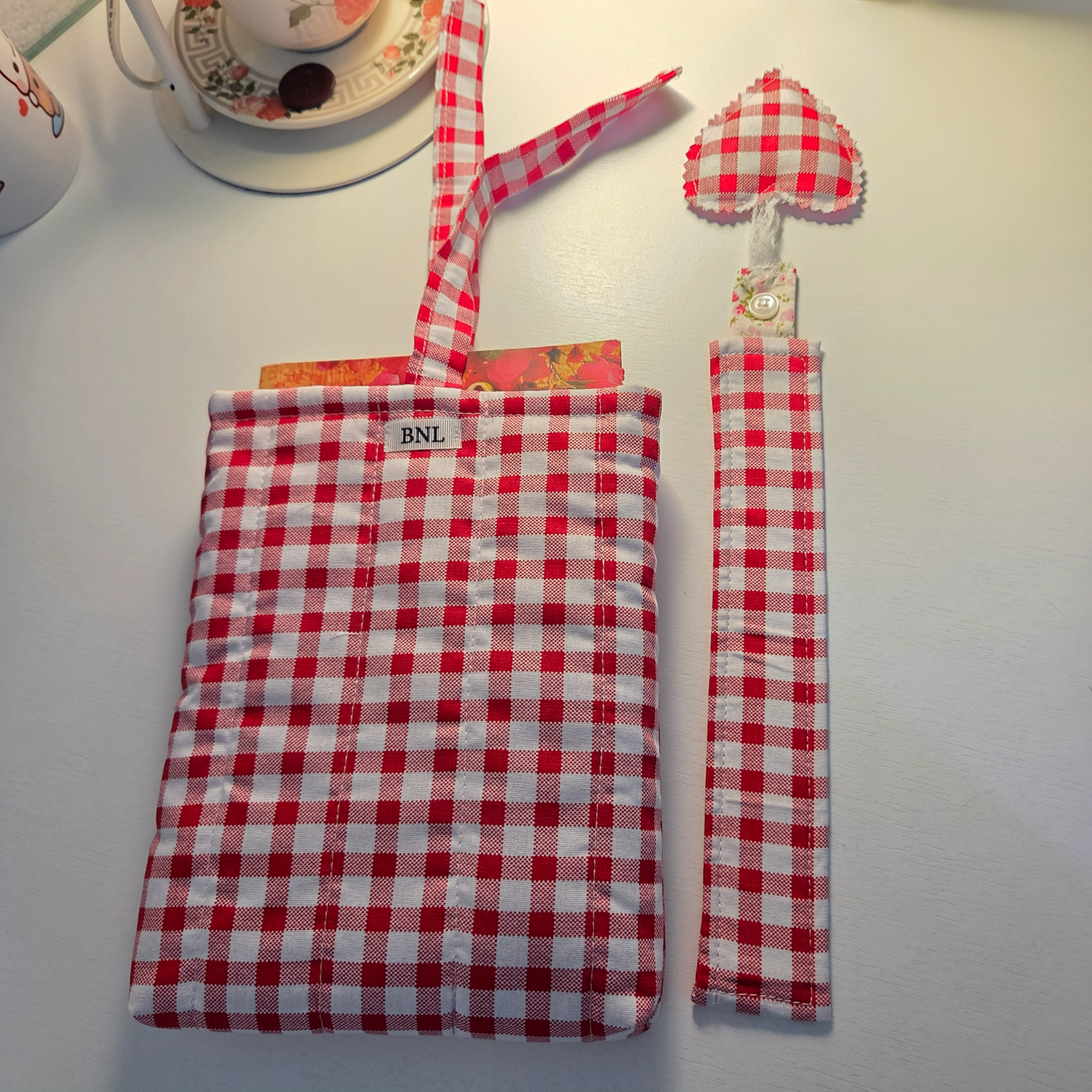 Capa de livros e marca página