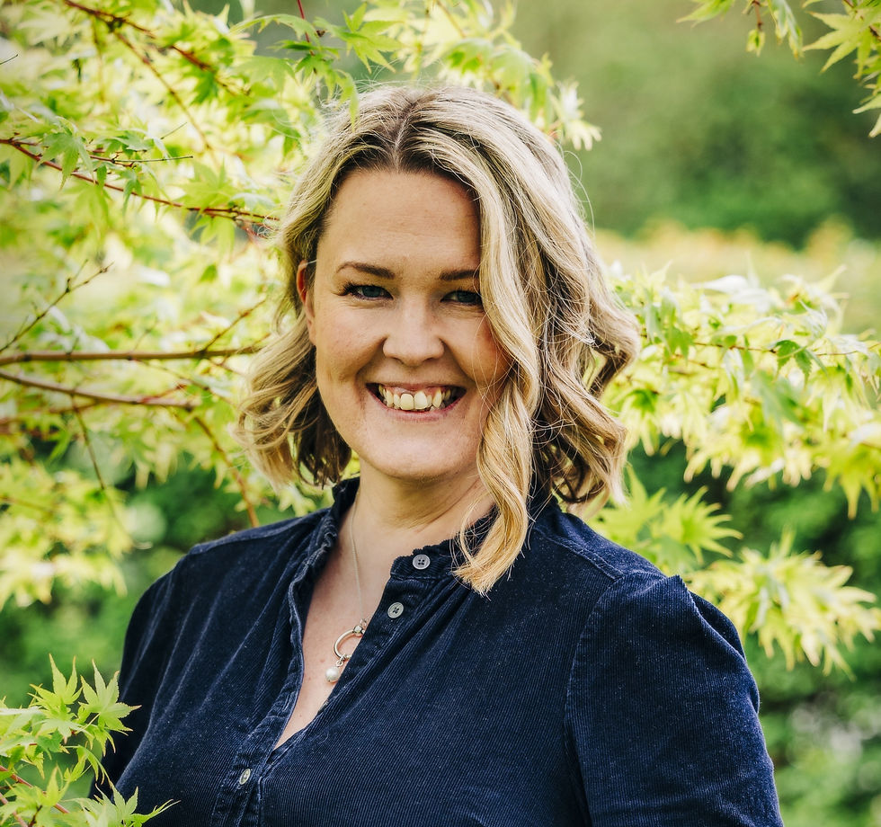 Hayley King: Ascent Novel Prize Founder and writing competition addict.