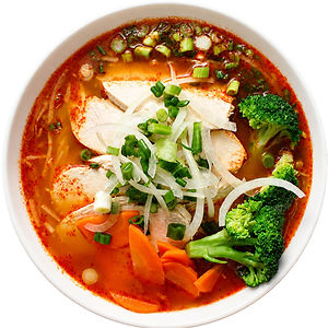 ★ T6. Chicken Tom Yum Noodle Soup 鸡肉冬荫汤粉