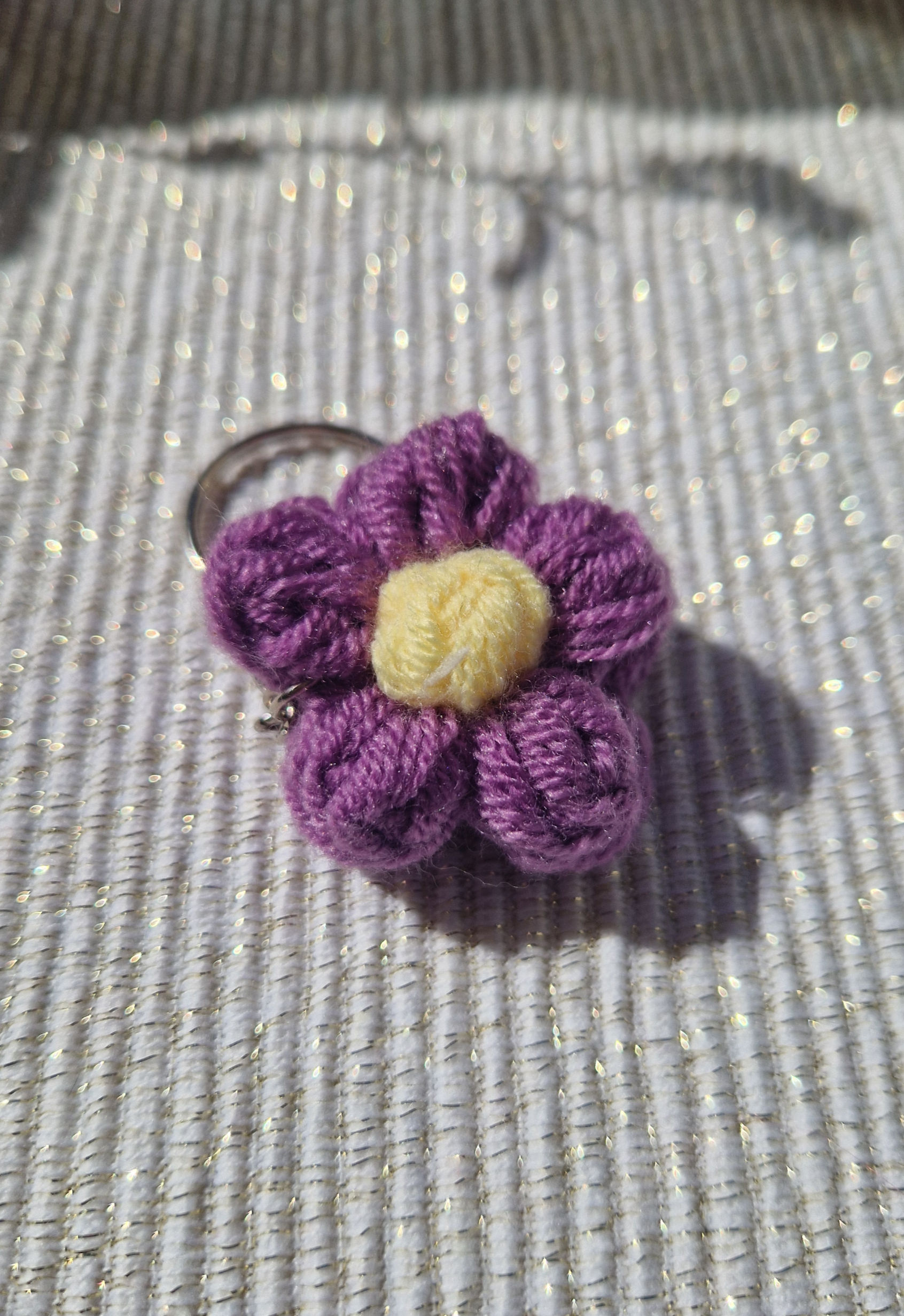 Porte clé fleuri - Mauve