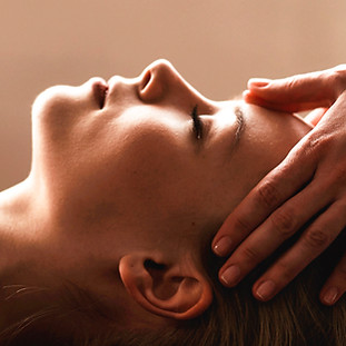 Head Massage_edited.jpg