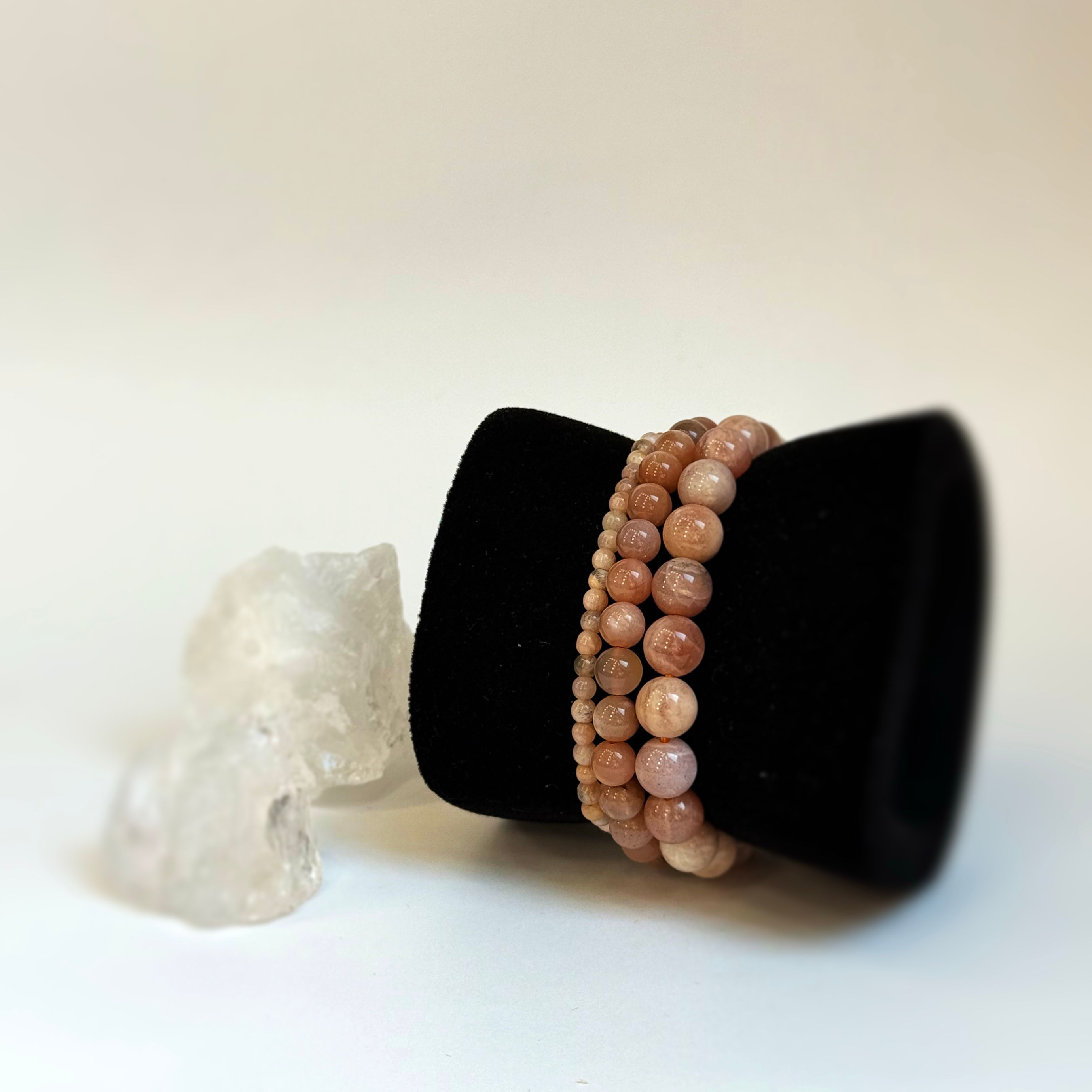 Pinker Mondstein Armband – Intuition & Weiblichkeit