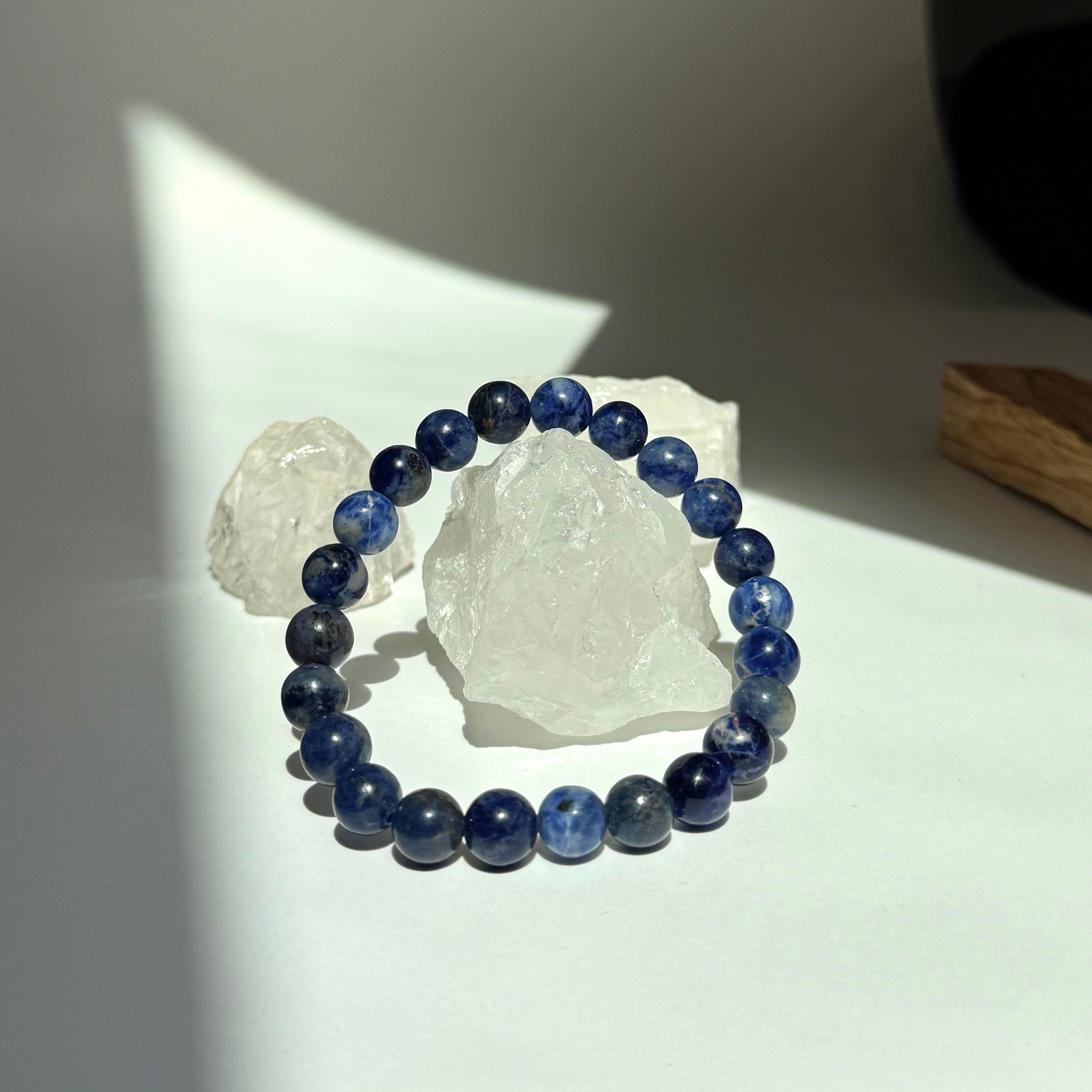 Sodalith Armband – Klarheit & Selbstausdruck