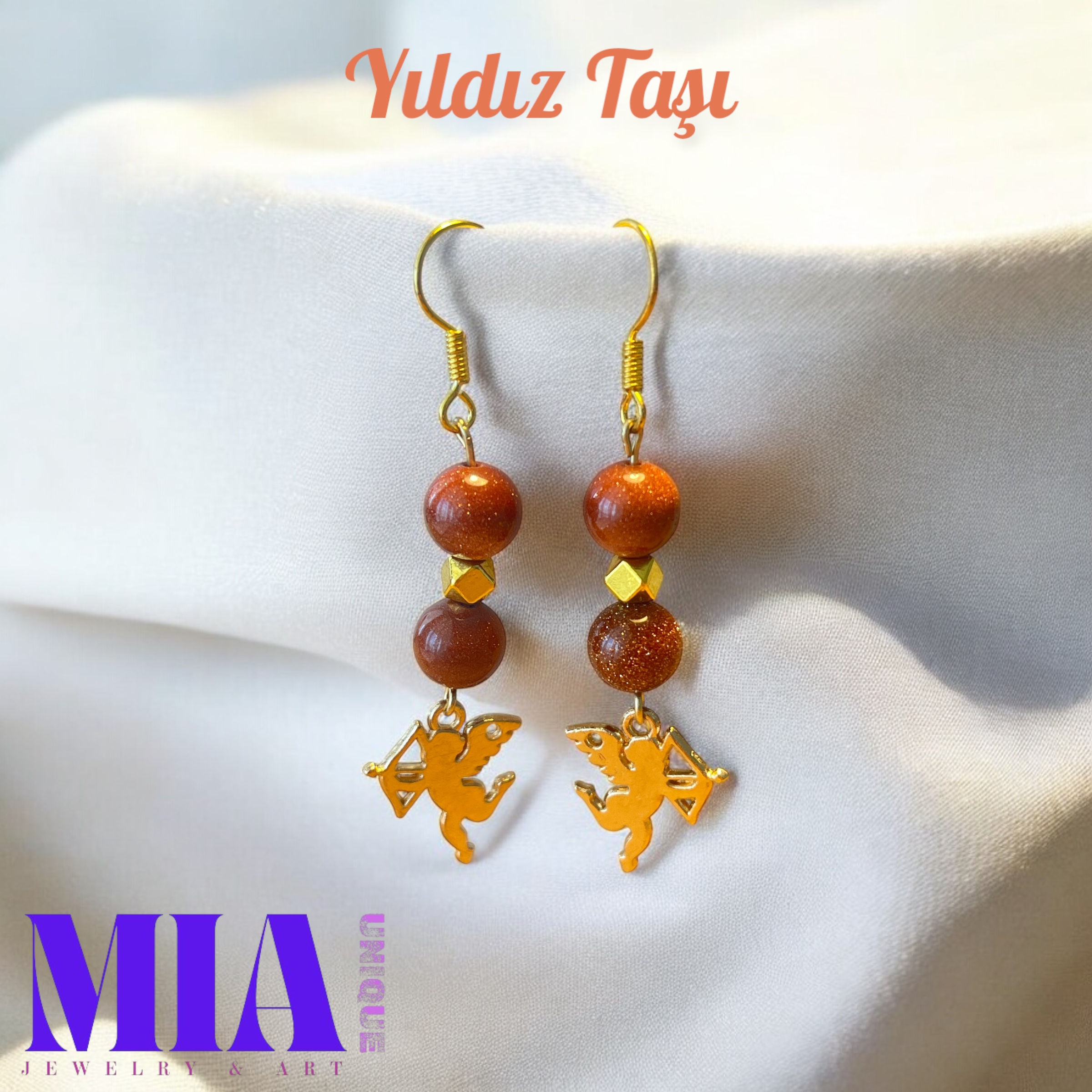 Yıldız Taşı Küpe