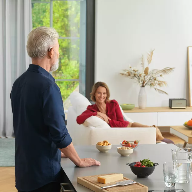 xbf_ah_xt_art_couple_kitchen_rgb_634x634.jpg,qh=634,ala=es-ES,aw=634,arev=1271,ahash=BF6B7