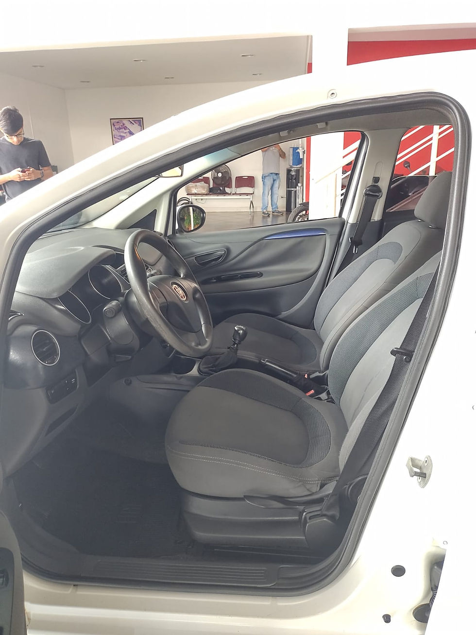 Miniatura: PUNTO AT 1.4