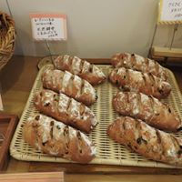 天然酵母くるみぶどう 250円(税抜)