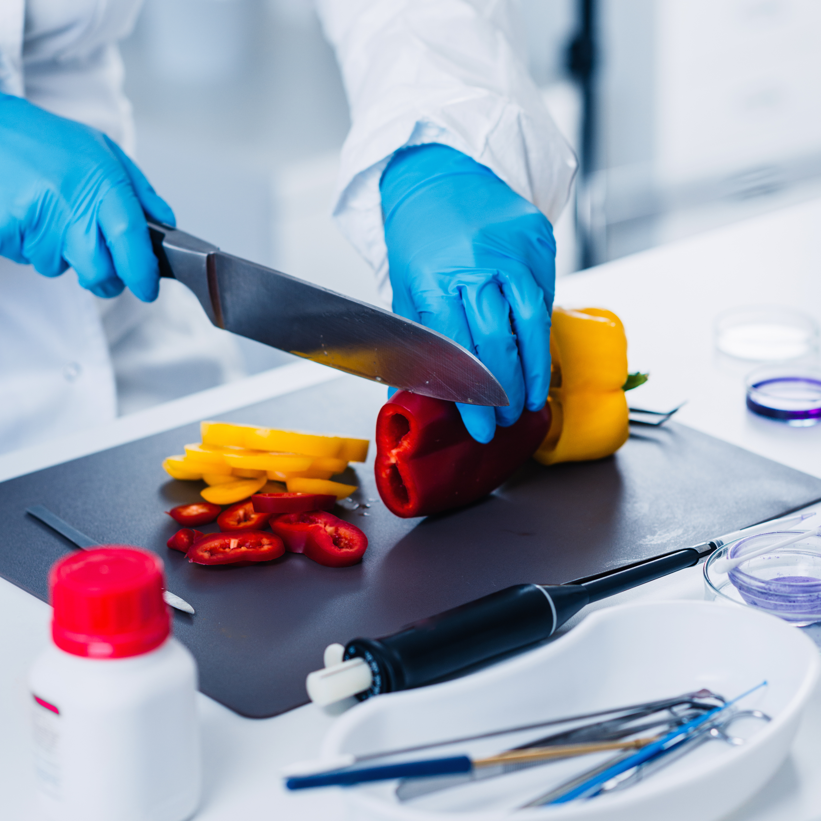 We disinfect Restaurant's Food Contact Surfaces
