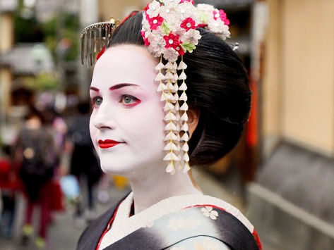 Kyoto: Gion mit seinen Maikos und Geishas