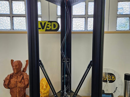 FLSUN V400 : La simplicité du remplacement de filament grâce au détecteur intégré.