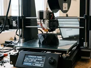 Imprimante 3D qui s'arrête en plein milieu : causes et solutions