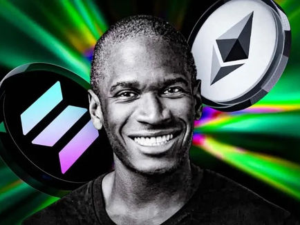 Arthur Hayes Calls a Monster Altcoin Season as Bitcoin Smashes New Highs
