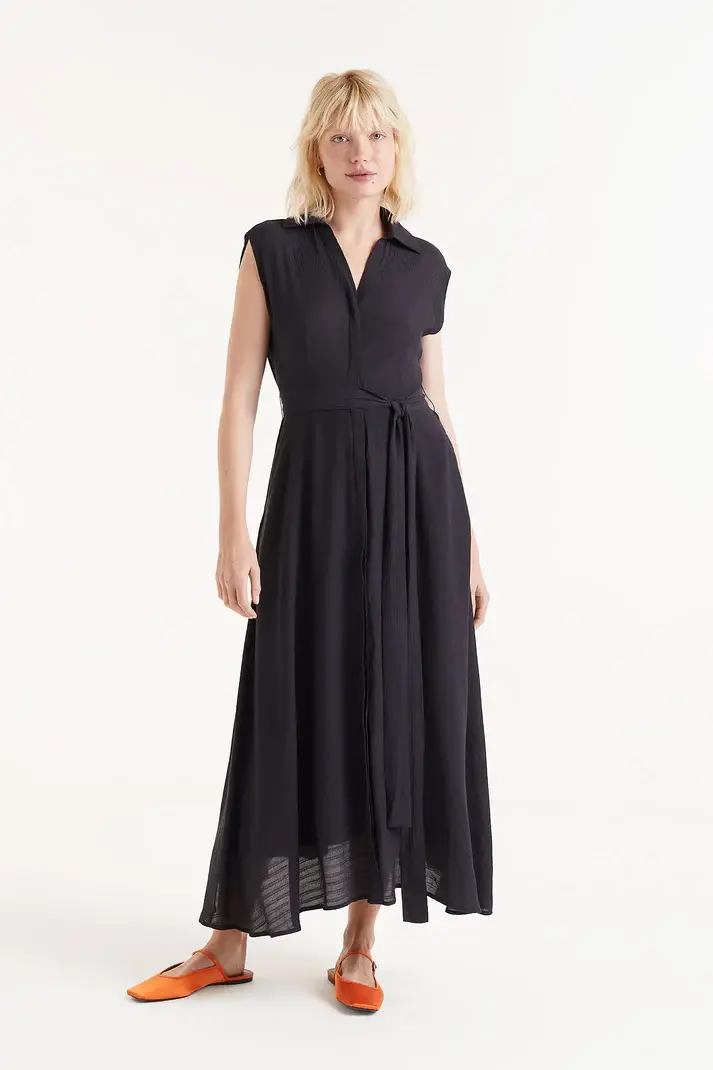 Miniatura: Vestido largo fluido negro