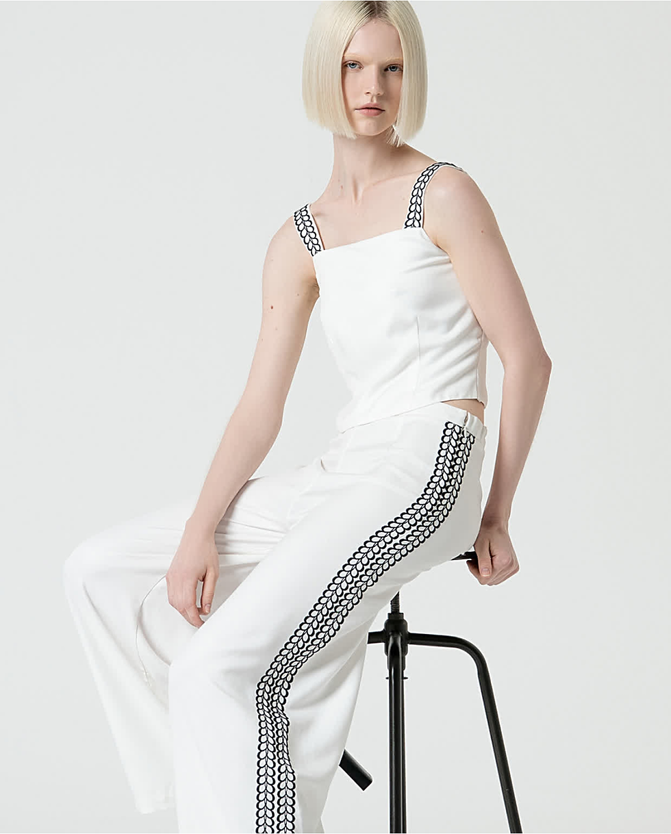 Miniatura: Pantalón wide leg con bordados Blanco