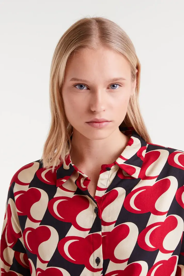 Miniatura: Camisa con estampado Heart Attack