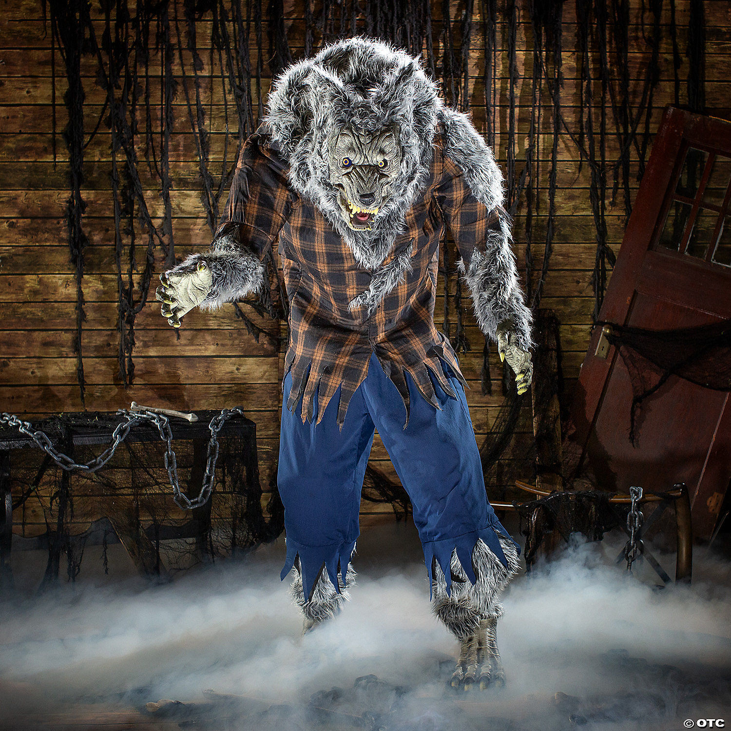 7.5 ft Hulking Werewolf