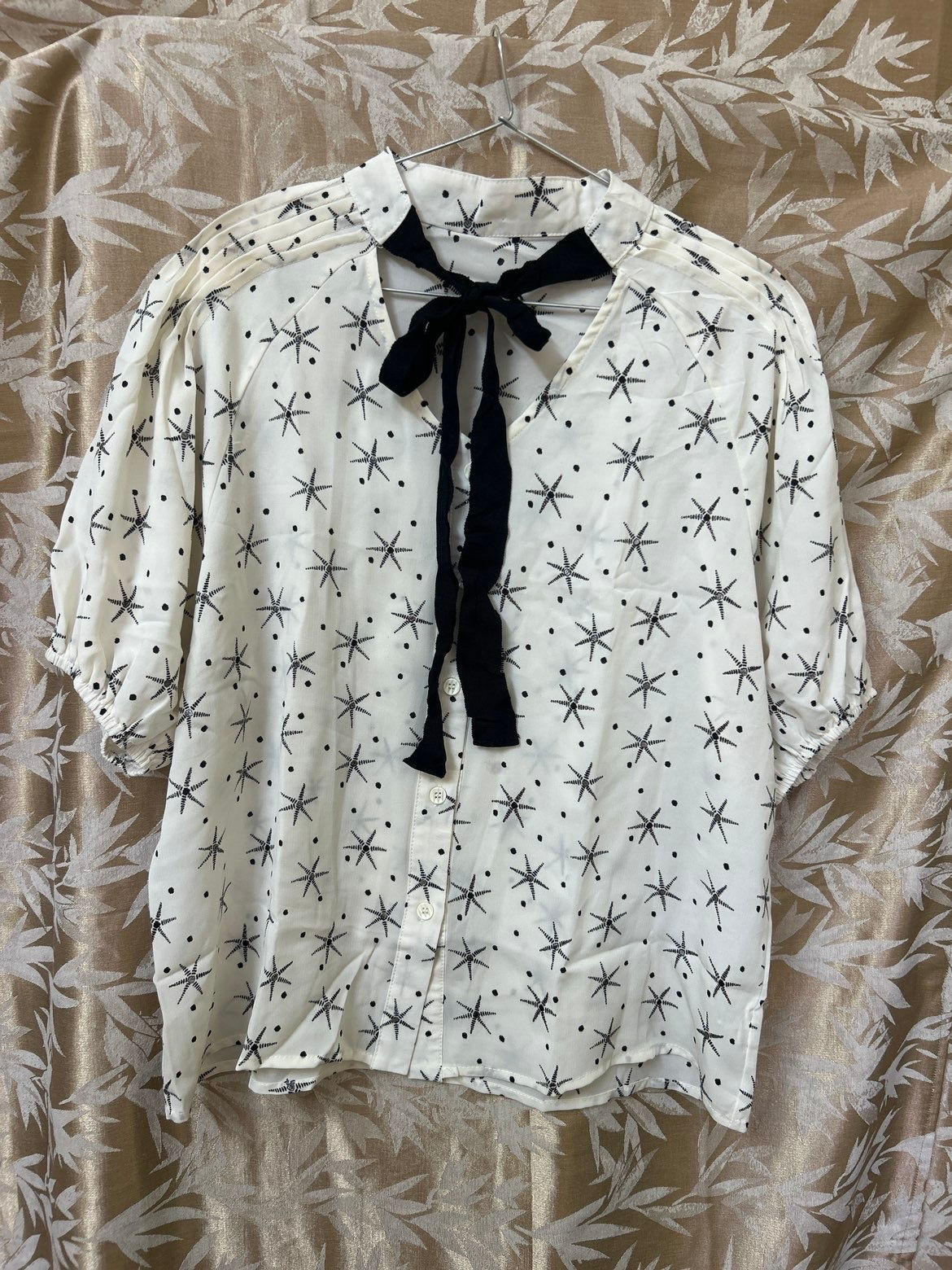 🖤 Black Bow Printed Top