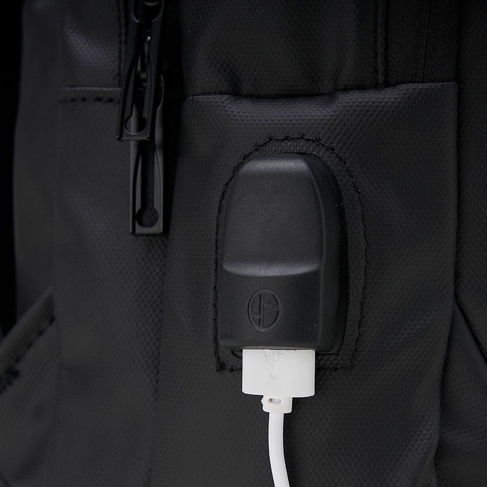 Miniatura: Mochila Couro Sintético USB 17 Litros