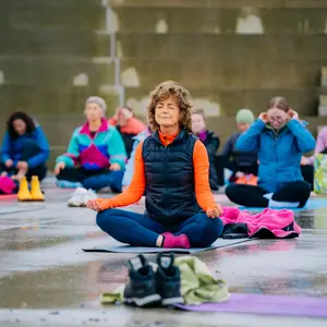 yoga_swim.jpg