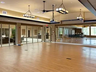 Hoosier Village Zionsville, Indiana