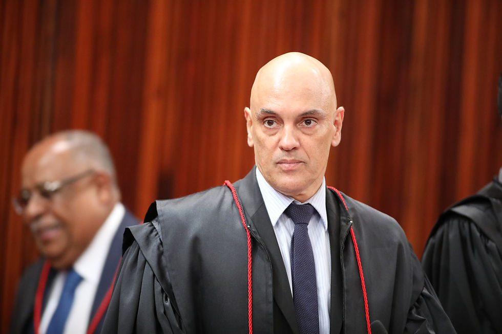 Lesa‑pátria em marcha lenta: o golpe está on.