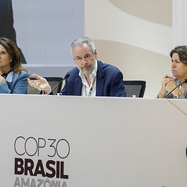  Inovação e bioeconomia: a nova fronteira da Amazônia na COP 30 por Valéria Monteiro.