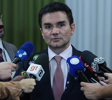 Lealdade e vingança: faces complementares da mesma moeda de poder por Valéria Monteiro.