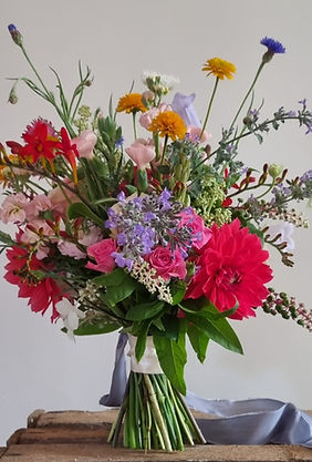 Colourful & wild bridal bouquet